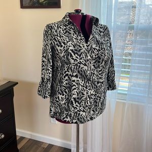 NWT JM Collection Button Up Leopard Top 2X